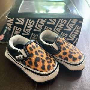 Vans Classic Slip-On Crib Shoes (Digital Leopard) Black True White size 1.0 baby